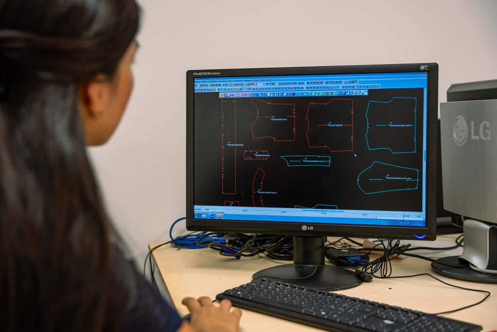 Services de production de vêtements